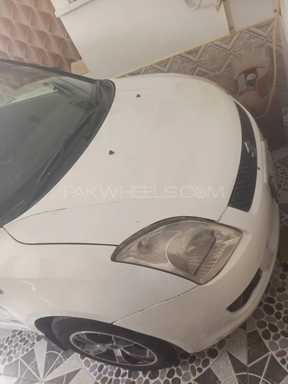 Suzuki Swift 2011 for Sale in Mandi bahauddin Image-1