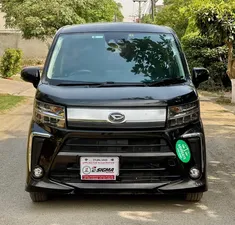 Daihatsu Move Custom X 2018 for Sale