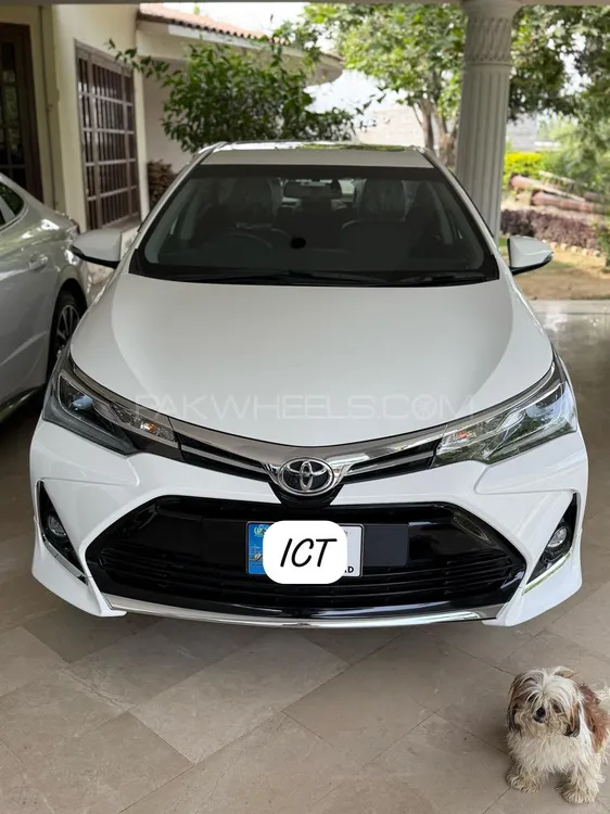 Toyota Corolla 2023 for Sale in Peshawar Image-1