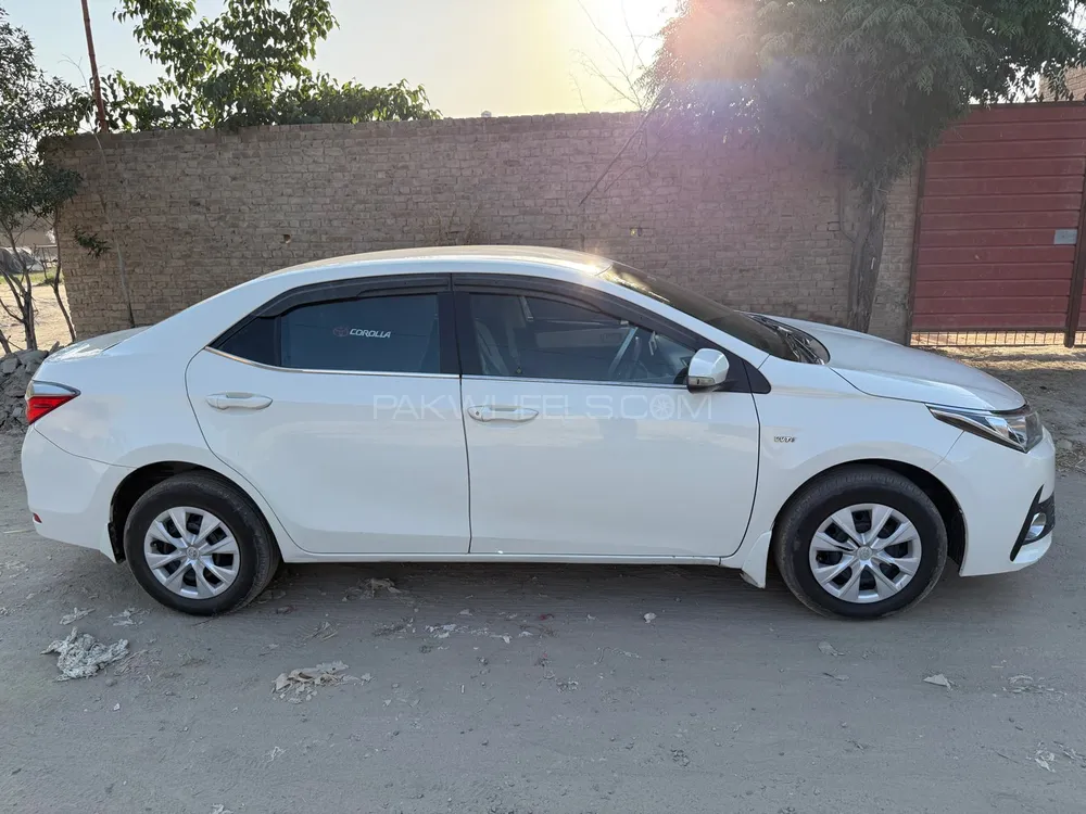 Toyota Corolla 2018 for Sale in Okara Image-1