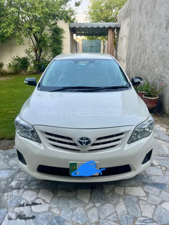 Toyota Corolla 2011 for Sale in Charsadda Image-1
