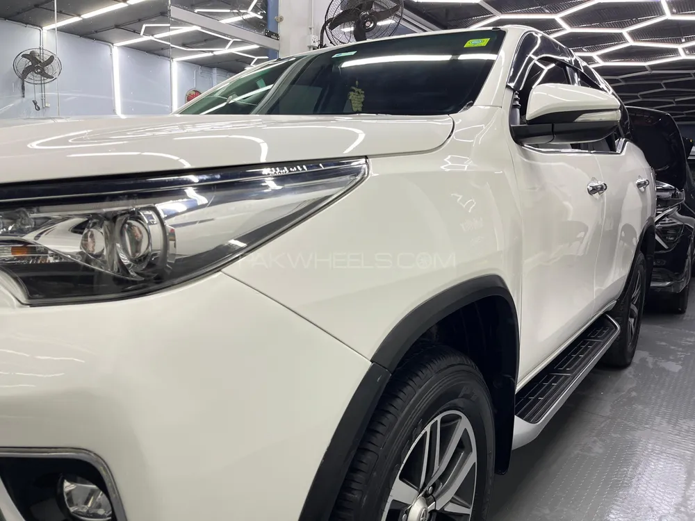 Toyota Fortuner 2019 for Sale in Karachi Image-1