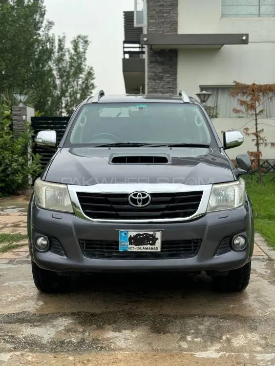 Toyota Hilux 2013 for Sale in Islamabad Image-1