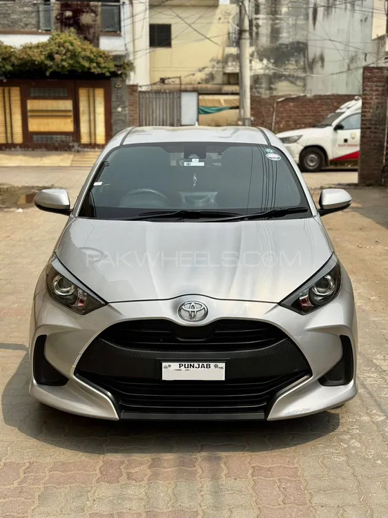 Toyota Yaris Hatchback 2021 for Sale in Sialkot Image-1