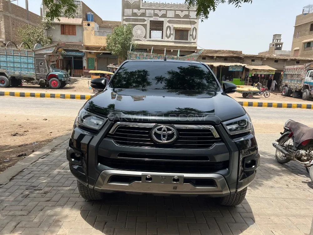 Toyota Hilux 2023 for Sale in Sanghar Image-1