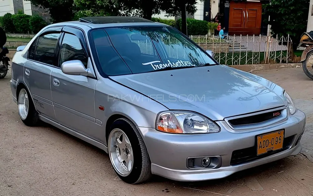 ہونڈا سوک 2000 for Sale in کراچی Image-1
