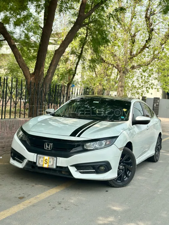 Honda Civic 2018 for Sale in Faisalabad Image-1