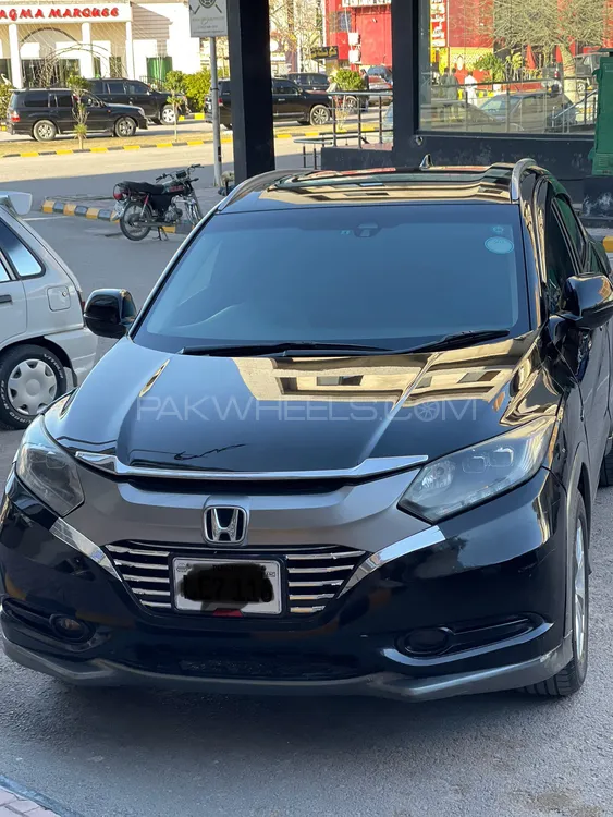 Honda Vezel 2014 for Sale in Rawalpindi Image-1