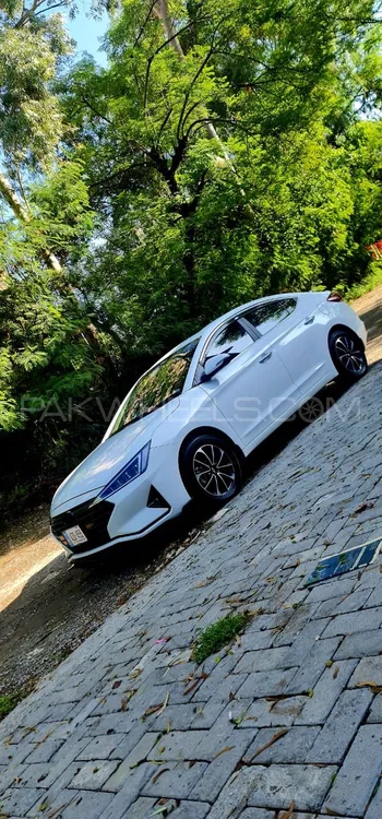 Hyundai Elantra 2021 for Sale in Islamabad Image-1
