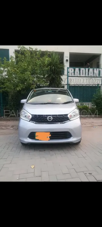 نسان ڈیز 2015 for Sale in راولپنڈی Image-1