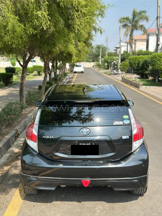 ٹویوٹا اکوا 2015 for Sale in سیالکوٹ Image-1