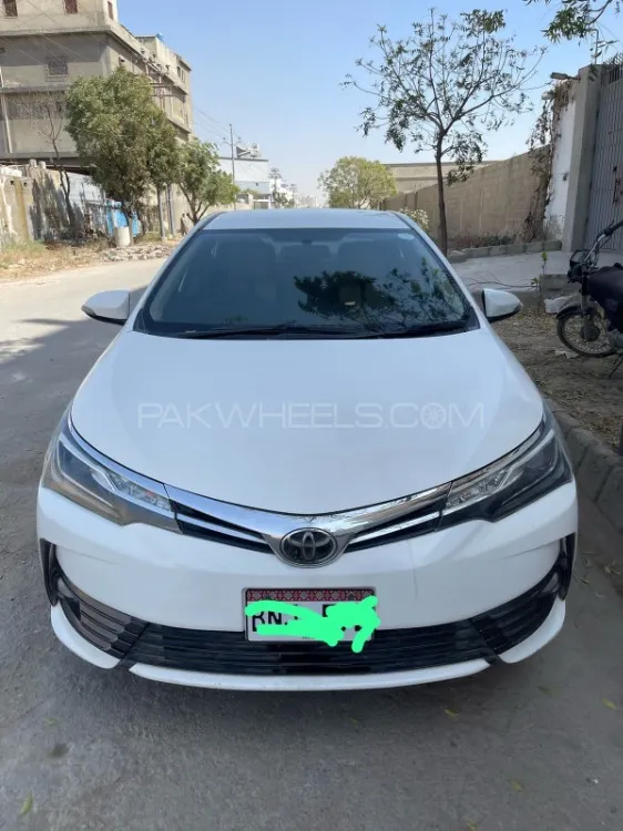 Toyota Corolla 2018 for Sale in Karachi Image-1