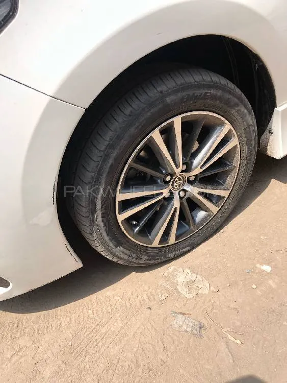Toyota Corolla 2020 for Sale in Lahore Image-1