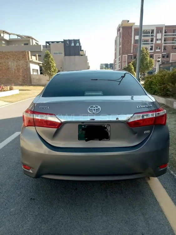 Toyota Corolla 2016 for Sale in Islamabad Image-1