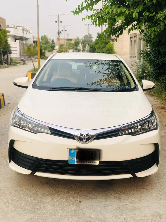 Toyota Corolla 2018 for Sale in Mardan Image-1