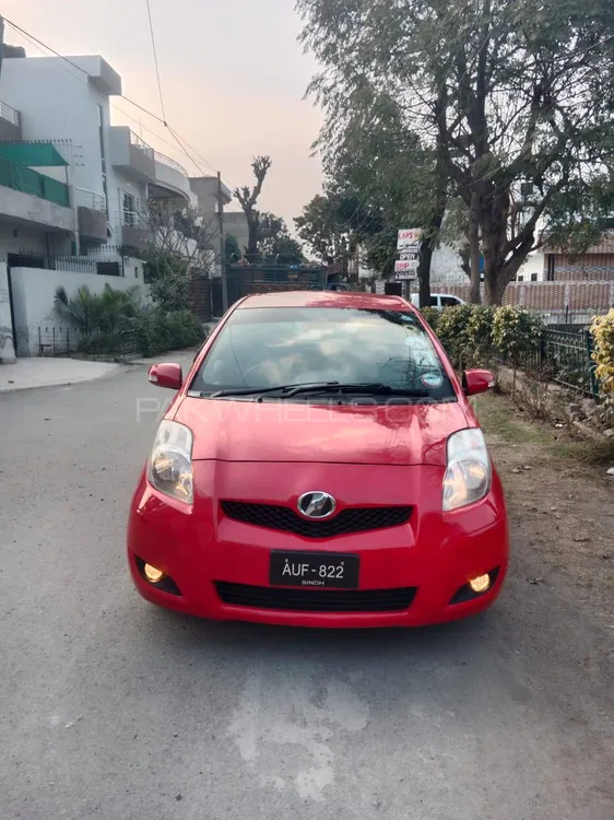 Toyota Vitz 2009 for Sale in Lahore Image-1