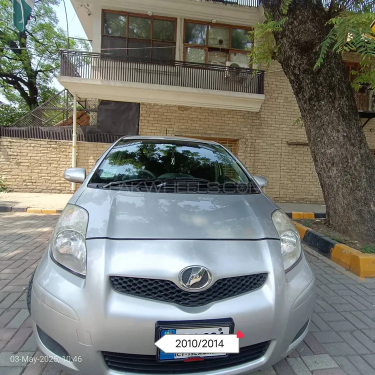 Toyota Vitz 2010 for Sale in Islamabad Image-1