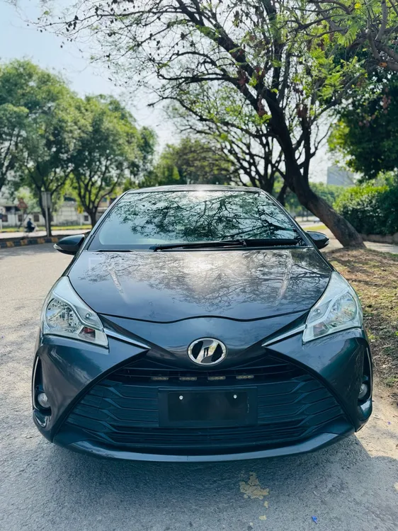 Toyota Vitz 2018 for Sale in Lahore Image-1