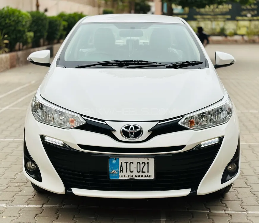 ٹویوٹا یارس سیڈان 2021 for Sale in ملتان Image-1