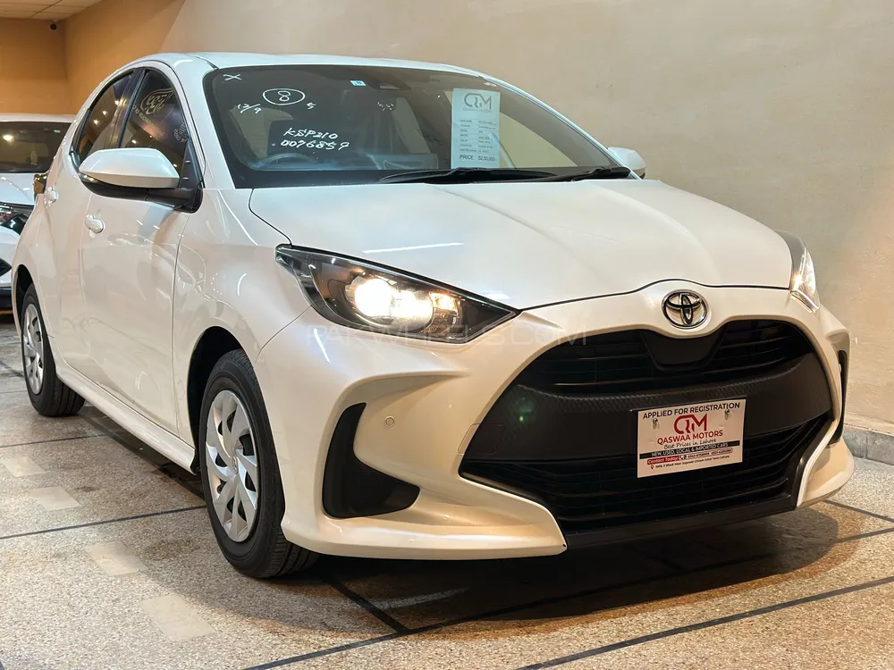 Toyota Yaris Hatchback 2021 for Sale in Lahore Image-1