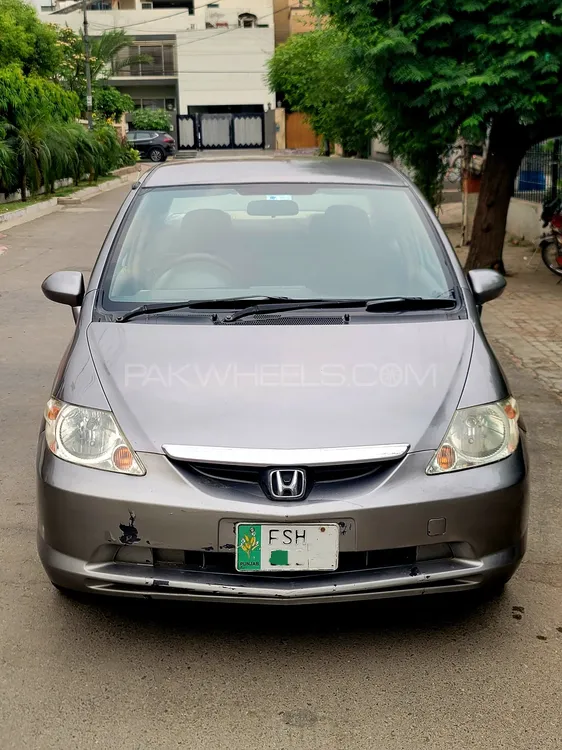 Honda City 2005 for Sale in Faisalabad Image-1