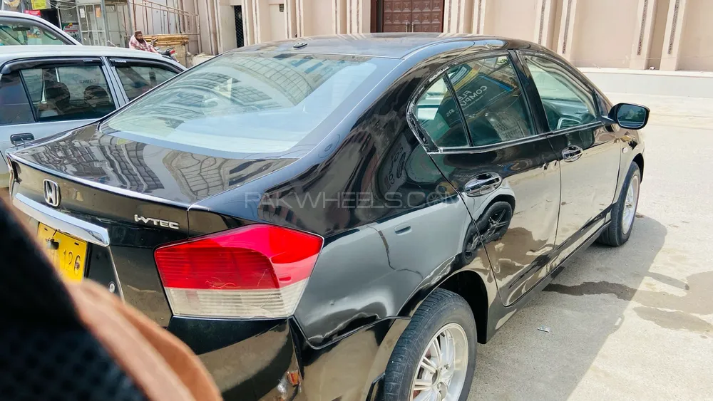 Honda City 2010 for Sale in Karachi Image-1