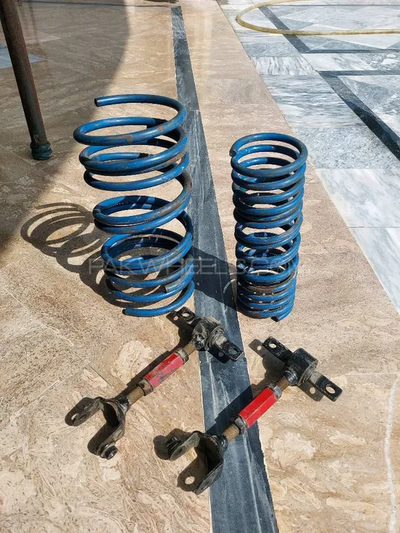 Honda Civic 2001-2006 Lowering Springs & Camber Kit Image-1
