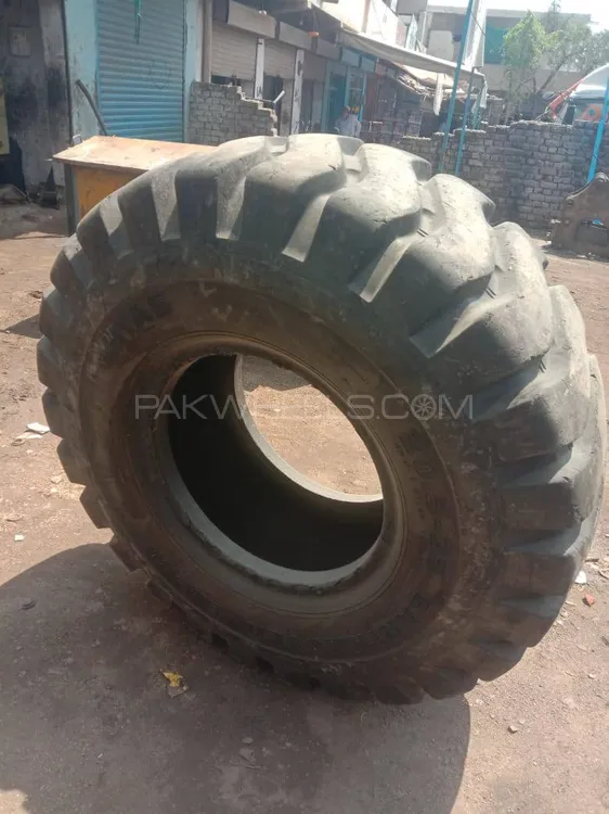 three tyres good Candeechin Image-1
