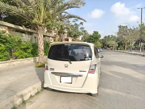 Honda Freed 2013 for Sale