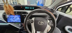 Toyota Aqua S 2012 for Sale