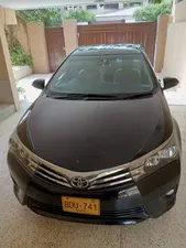 Toyota Corolla Altis Grande 1.8 2015 for Sale