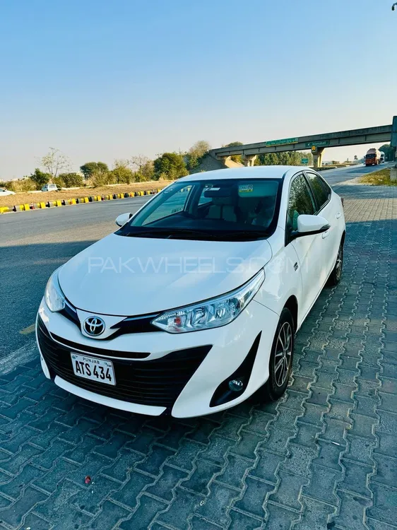 Toyota Yaris Sedan 2020 for Sale in Lahore Image-1