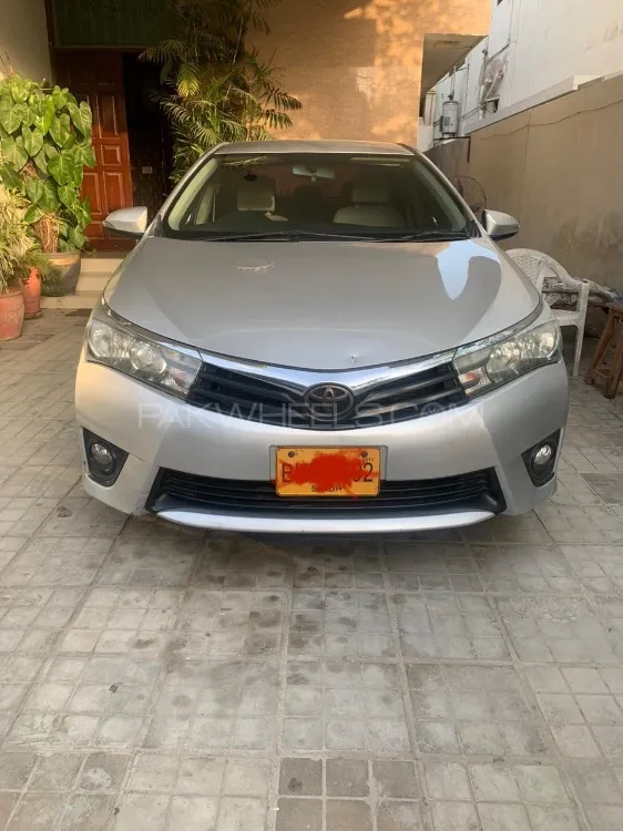 Toyota Corolla 2017 for Sale in Karachi Image-1