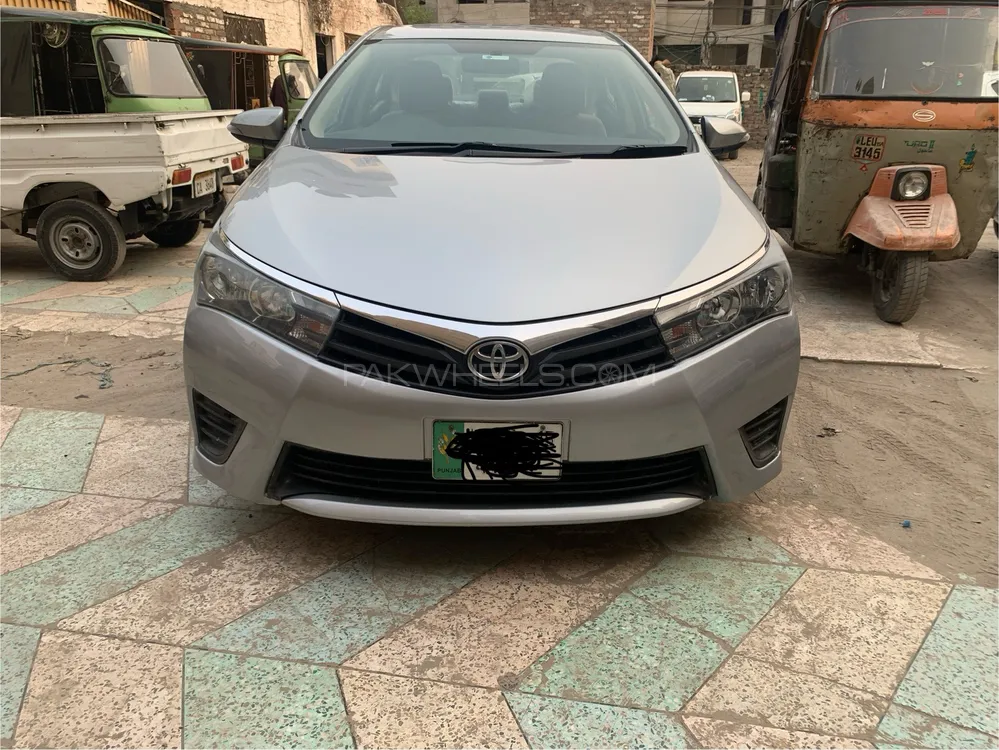 Toyota Corolla 2015 for Sale in Lahore Image-1