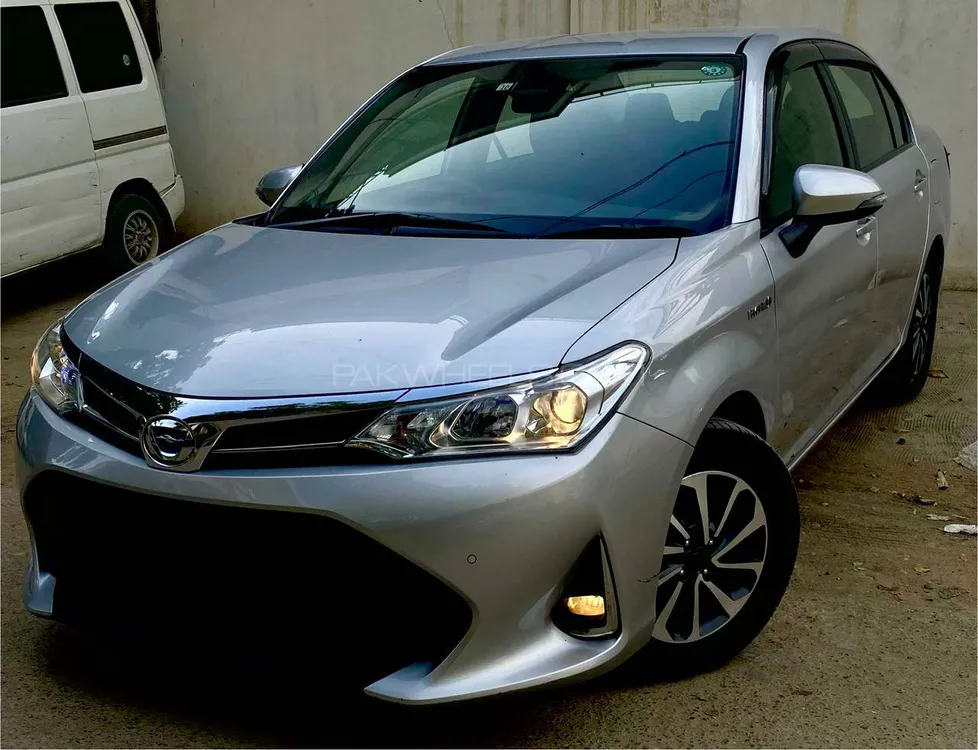 Toyota Corolla 2018 for Sale in Karachi Image-1
