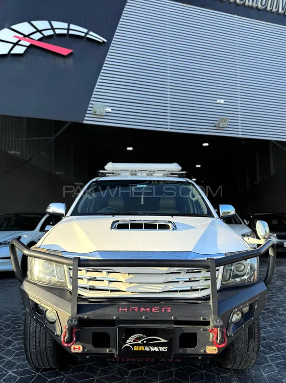 Toyota Hilux 2013 for Sale in Lahore Image-1