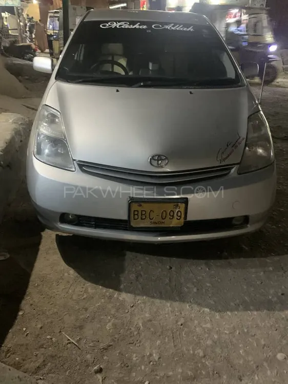 Toyota Prius 2010 for Sale in Karachi Image-1