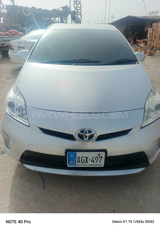 Toyota Prius 2012 for Sale in Multan Image-1