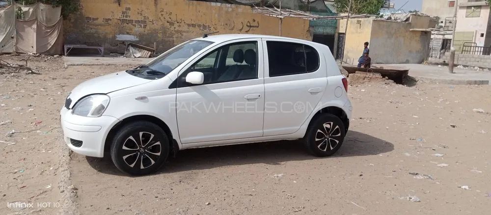 Toyota Vitz 2003 for Sale in Karachi Image-1