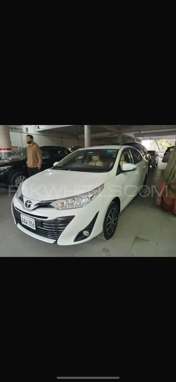 Toyota Yaris Sedan 2020 for Sale in Lahore Image-1