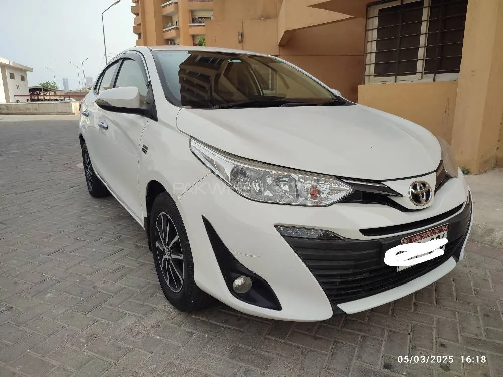 Toyota Yaris Sedan 2020 for Sale in Karachi Image-1
