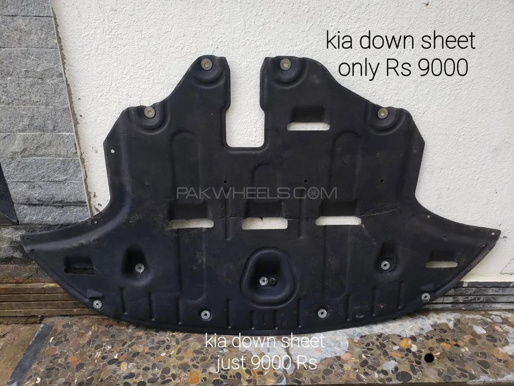 excellent condition lower bumper sheet Image-1