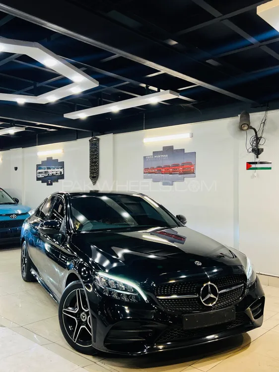 Mercedes Benz C Class 2021 for Sale in Karachi Image-1
