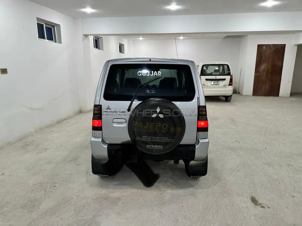 Mitsubishi Pajero Mini 2010 for Sale in Gujrat Image-1