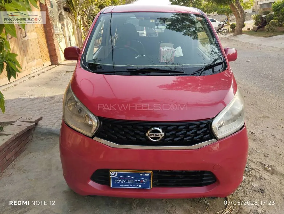 Nissan Dayz 2015 for Sale in Karachi Image-1