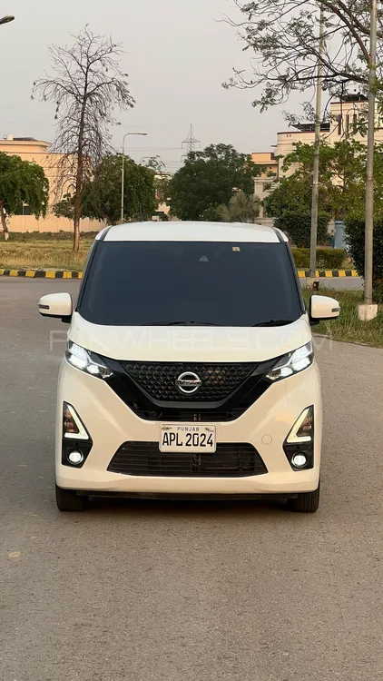 نسان ڈیز 2020 for Sale in گجرانوالہ Image-1