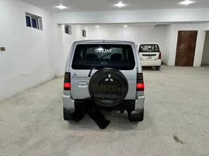 Mitsubishi Pajero Mini 2010 for Sale