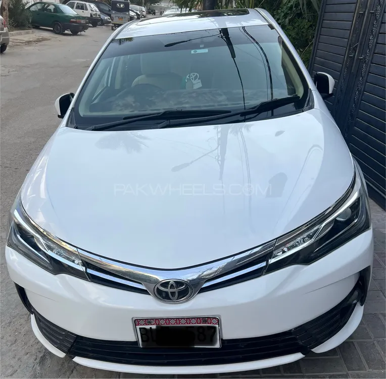 Toyota Corolla 2018 for Sale in Karachi Image-1