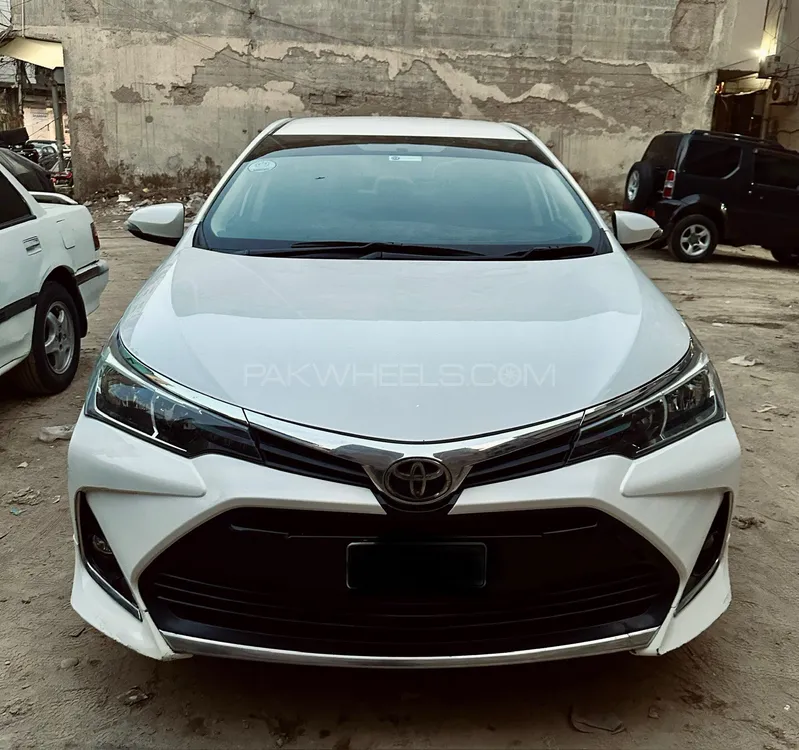 Toyota Corolla 2021 for Sale in Karachi Image-1