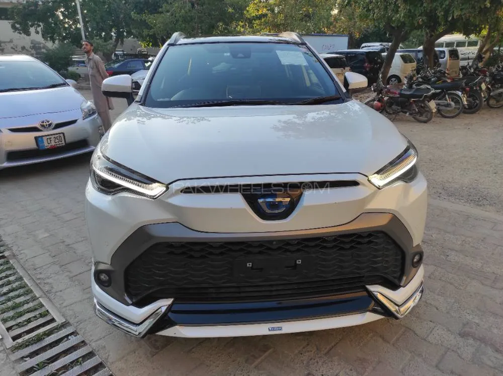 Toyota Corolla Cross 2021 for Sale in Islamabad Image-1